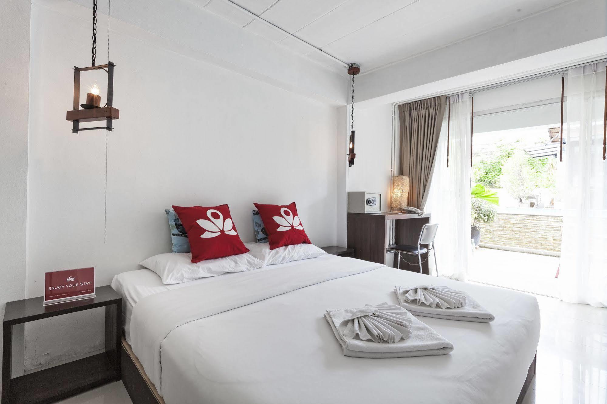 Zen Rooms Basic Nanai Phuket Patong Zewnętrze zdjęcie